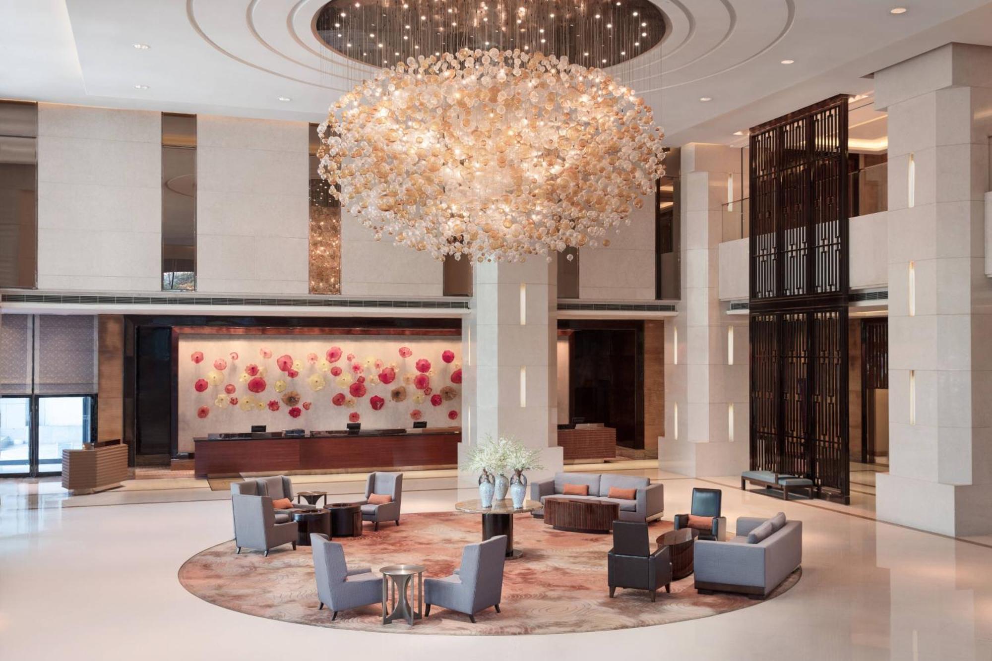 Sheraton Zhongshan Hotel Exterior photo