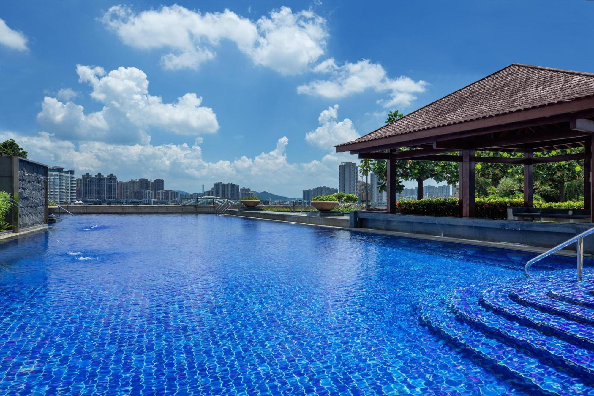 Sheraton Zhongshan Hotel Exterior photo